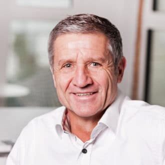 Horst Steinmetz - Geschäftsführer Horst Steinmetz - Geschäftsführer